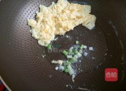 蛋炒饭的做法图解3