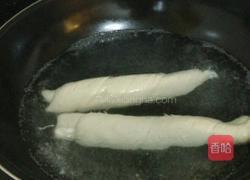 素面筋炒五花肉的做法图解1