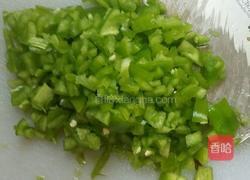 青椒鸡蛋饼的做法图解1