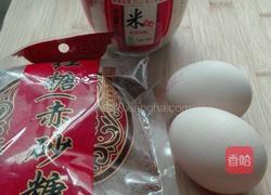 红糖米酒荷包蛋的做法图解1