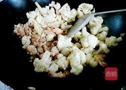 五花肉炒花菜的做法图解8