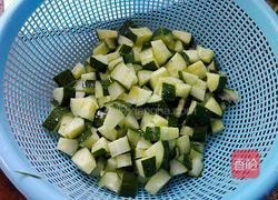 榨青瓜汁的做法图解2