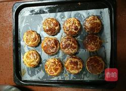 广式奶油椰汁蛋黄馅月饼的做法图解12