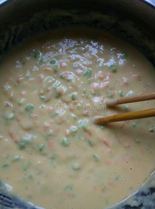 把各种材料搅拌均匀致面粉无顆粒