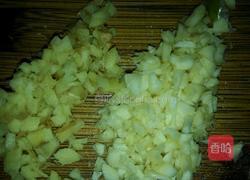 青椒炒素鸡的做法图解1