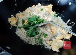 金针菇炒鸡蛋的做法图解9