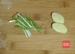 煎罗非鱼的做法图解2