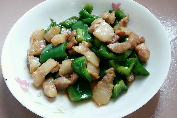 甜椒炒肉