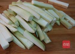 香酥茄条的做法图解1