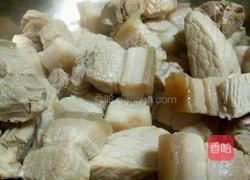 猪肉炖粉条的做法图解2