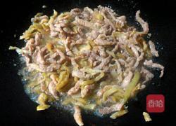 肉炒洋葱榨菜丝的做法图解4