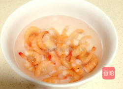 香酥虾球的做法图解1