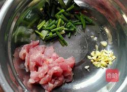 袖珍菇白豆腐汤的做法图解2