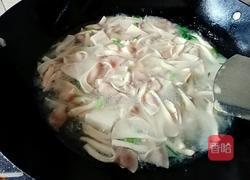 袖珍菇白豆腐汤的做法图解8