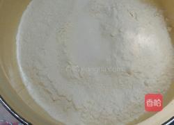 手擀面条的做法图解1