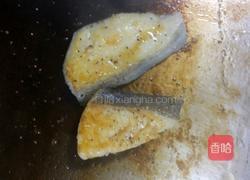 铁板香煎比目鱼的做法图解4