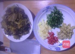开胃酸菜鱼的做法图解1
