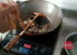 芥菜炒肉的做法图解4