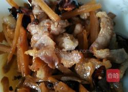 芥菜炒肉的做法图解5