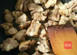 Illustration of how to make oyster sauce spareribs 4