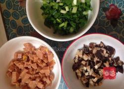 胡萝卜炒饭的做法图解3