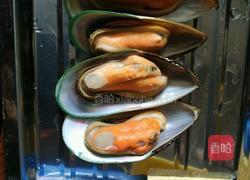 奶酪芝士辣椒蒜蓉烤青口的做法图解1