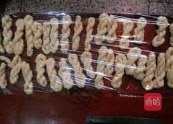 鸡蛋麻花的做法图解3