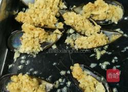 蒜蓉蒸青蚝的做法图解4