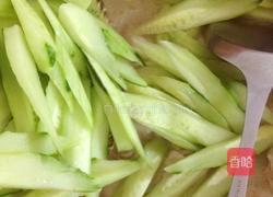 秘制鱼泡青瓜汤的做法图解10