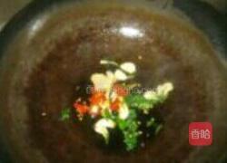 辣椒炒小鱼干的做法图解2