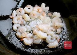 虾仁炒饭的做法图解2