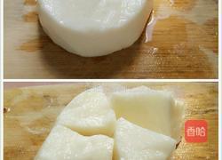 胡萝卜淮山筒骨汤的做法图解3