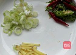 家常土豆片炒肉的做法图解1