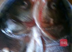 剁椒鱼头的做法图解1