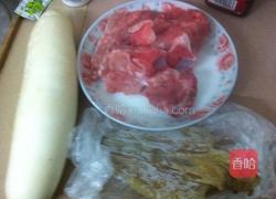 萝卜鱿鱼龙骨汤的做法图解1