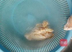 炸鸡翅根的做法图解7