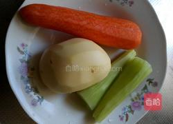 五彩炒馒头的做法图解2