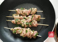 居家串煎鸡肉片的做法图解7