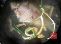 鲫鱼豆腐汤的做法图解8