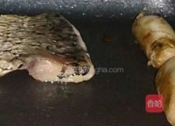 穆氏煎鱼肉泥膘肠(搭剔骨胡椒鱼排)的做法图解8