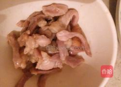 秋葵炒肉的做法图解3