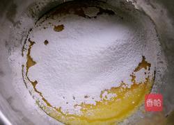 拉花戚风蛋糕（八寸)的做法图解5