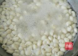 杂蔬爆炒猫耳朵的做法图解3