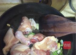 咖喱鸡腿炖土豆的做法图解3