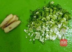 蟹味鲫鱼汤的做法图解4