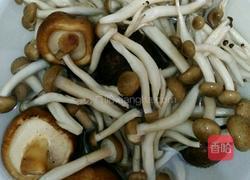 蟹味鲫鱼汤的做法图解8