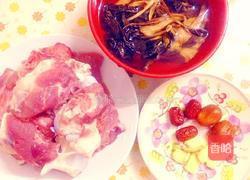 菜干猪骨老火汤的做法图解1