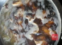 家庭排骨玉米的做法图解3