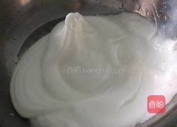 蔓越莓纸杯蛋糕的做法图解5