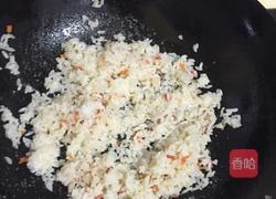 什锦酱油炒饭的做法图解4